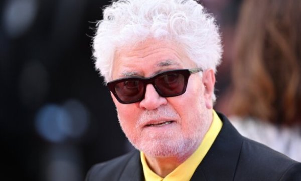 İspanyol yönetmen Almodovar'dan Cannes'da Netanyahu için "canavar" benzetmesi 