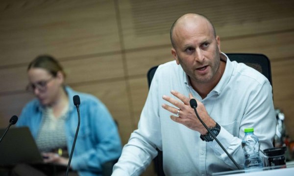 Siyonist siyasetçi Kroizer, Sumud aktivistlerine saldırıyı "gurur verici" bulmuş 