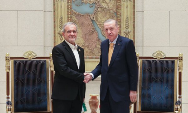Erdoğan ile Pezeşkiyan telefonda görüştü