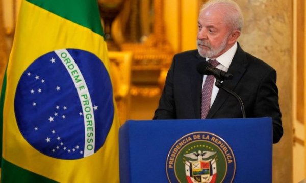 Lula'dan ABD'ye tepki: Ne çocuğuz ne de muz cumhuriyeti