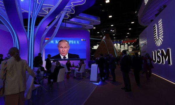 Putin’in Davos’u ikiye bölündü: Savaş ya da barış! Finans devlerinin yerini, silahlar aldı…