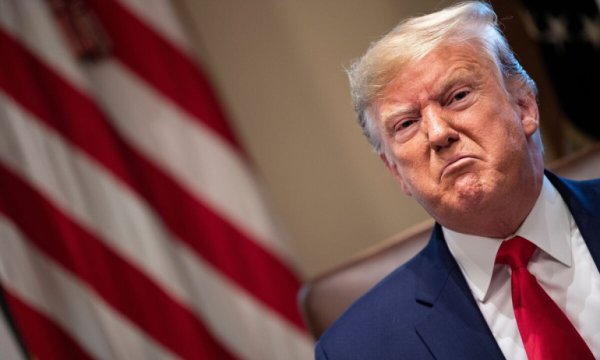 CNN: Trump korktu!