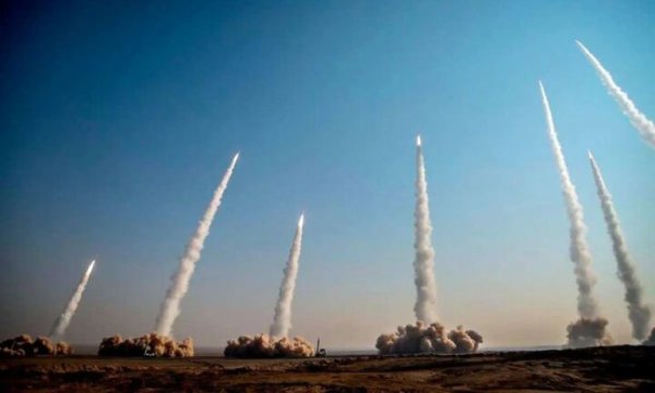 İran'dan İsrail'e karşı yeni saldırı dalgası