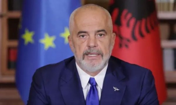 Arnavutluk Başbakanı Edi Rama, gösterilerde İran parmağı olduğunu savundu
