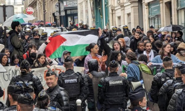 Fransa'da öğrencilerin Filistin'e destek girişimlerini polis engelliyor