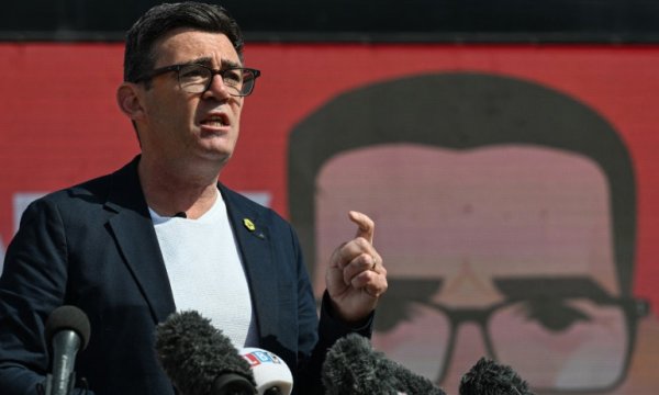 İngiltere’nin muhtemel başbakanı Andy Burnham kimdir?