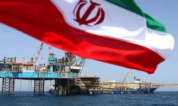 İran’ın petrol sevkiyatı savaşın en yüksek seviyesinde