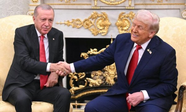 NATO Zirvesi öncesi Trump Erdoğan'ı öve öve bitirmedi