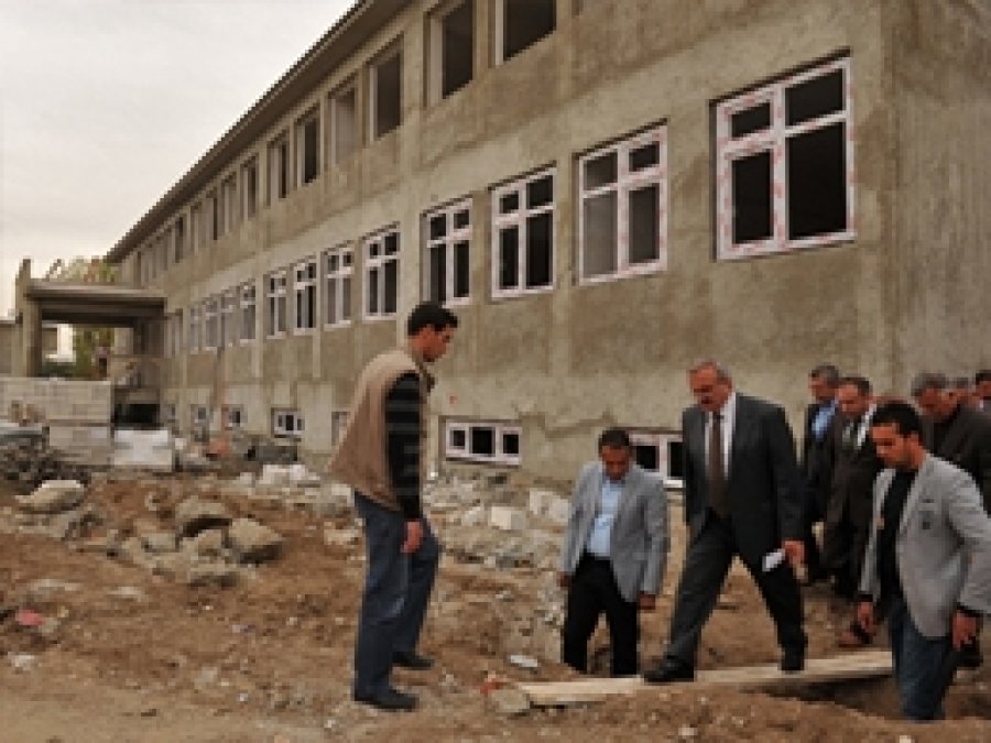 Van'da Yeni Okullar Hızla Tamamlanıyor