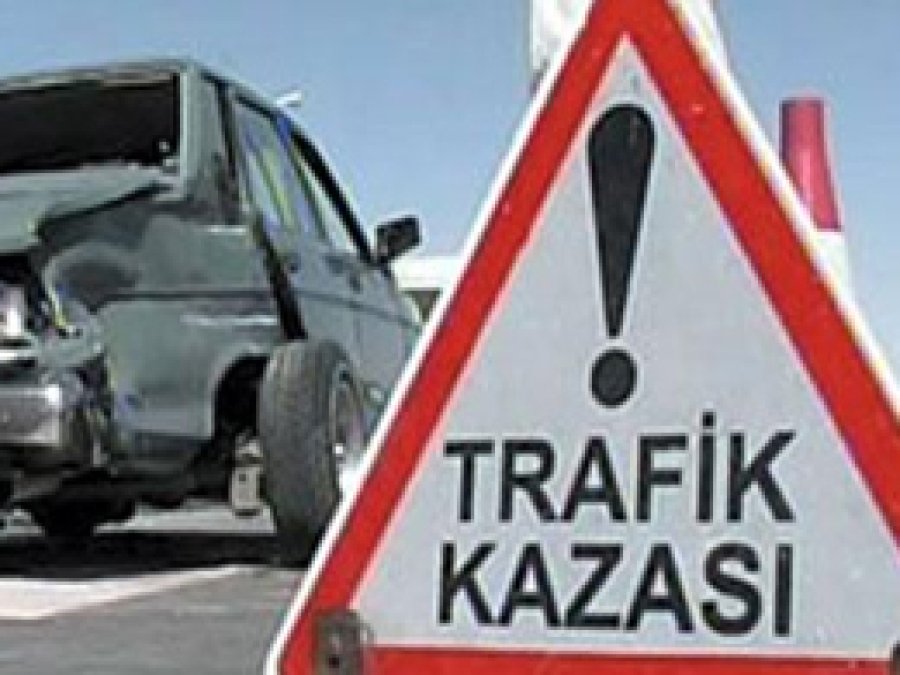 Kastamonu'da Minibüs Şarampole Devrildi: 2 Ölü, 15 Yaralı 