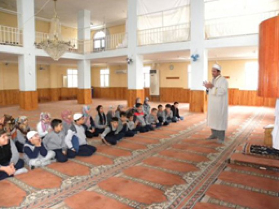 Öğrencilerden, Gültepe Camii'ne Ziyaret