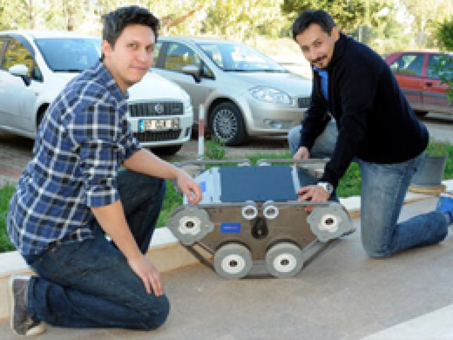 Mayın Tarama ve Bomba İmha Robotu Ürettiler