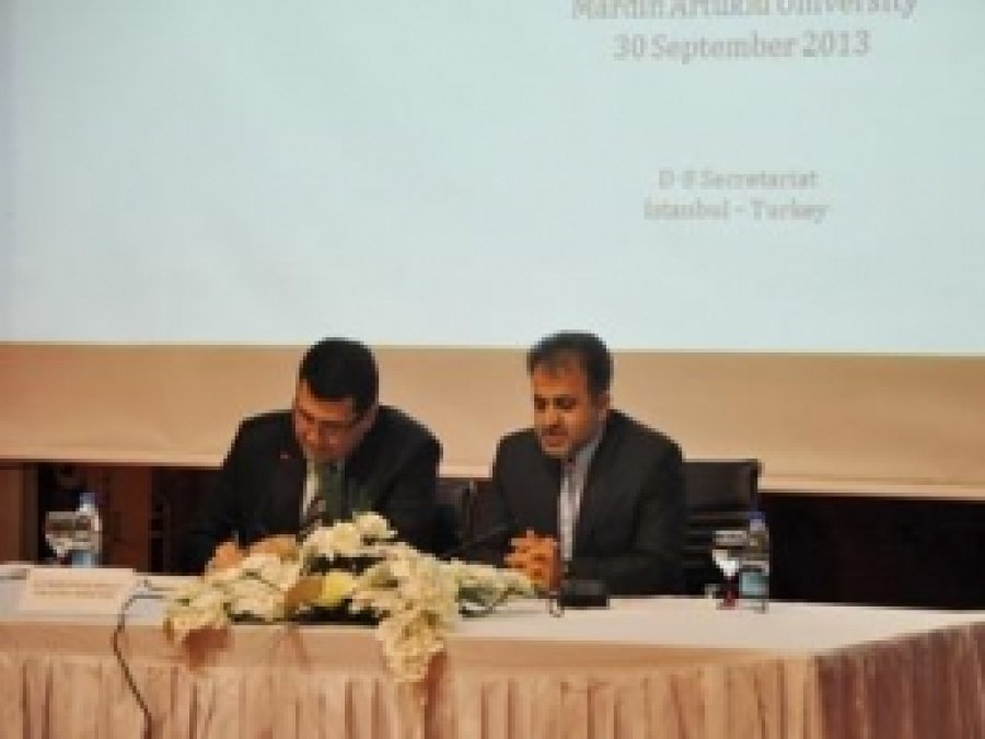 D-8 Genel Sekreteri Mardin'e Geldi