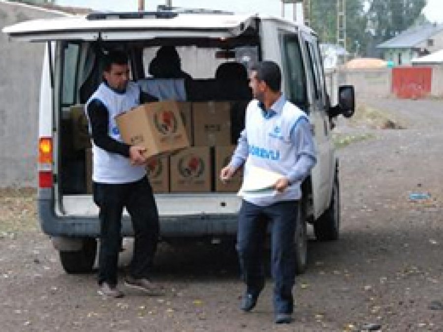 Ağrı Mustazaflar Cemiyeti'nden 65 Aileye Yardım