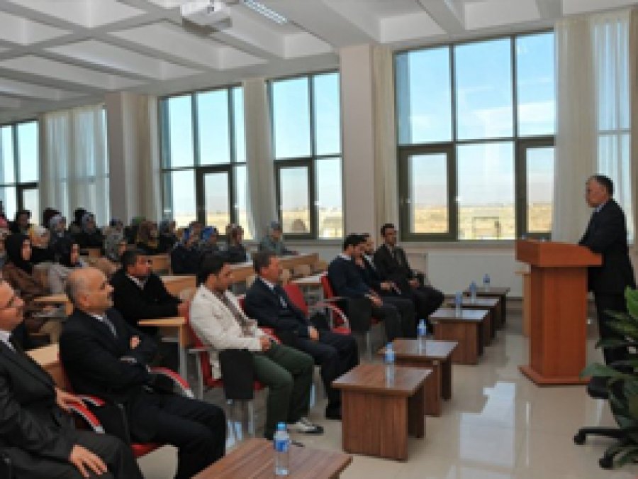 İslami İlimler Fakültesi'nde İlk Ders Heyecanı