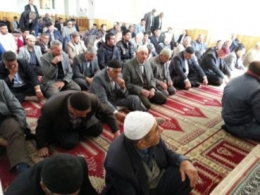 Depremde Vefat Eden 644 Kişiye 644 Hatim Okutuldu
