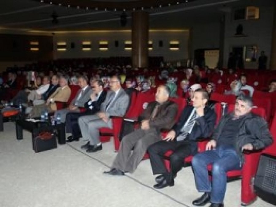 Atatürk Üniversitesinde Eğitim Semineri 