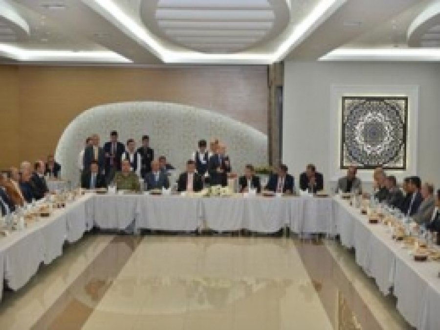Maliye Bakanı Mehmet Şimşek Muhtarlarla Biraraya Geldi 