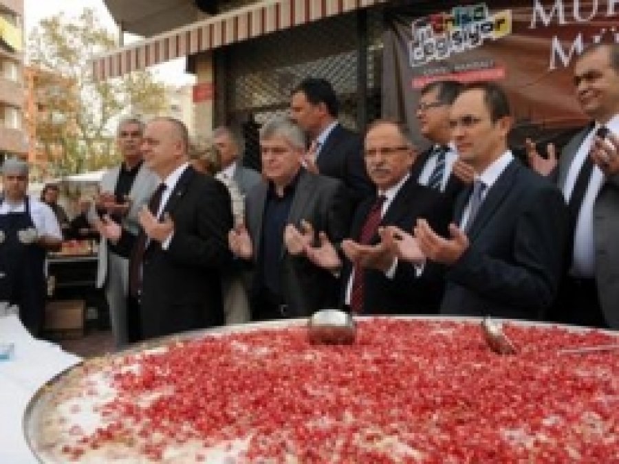 Manisa'da Geleneksel Aşure Günleri