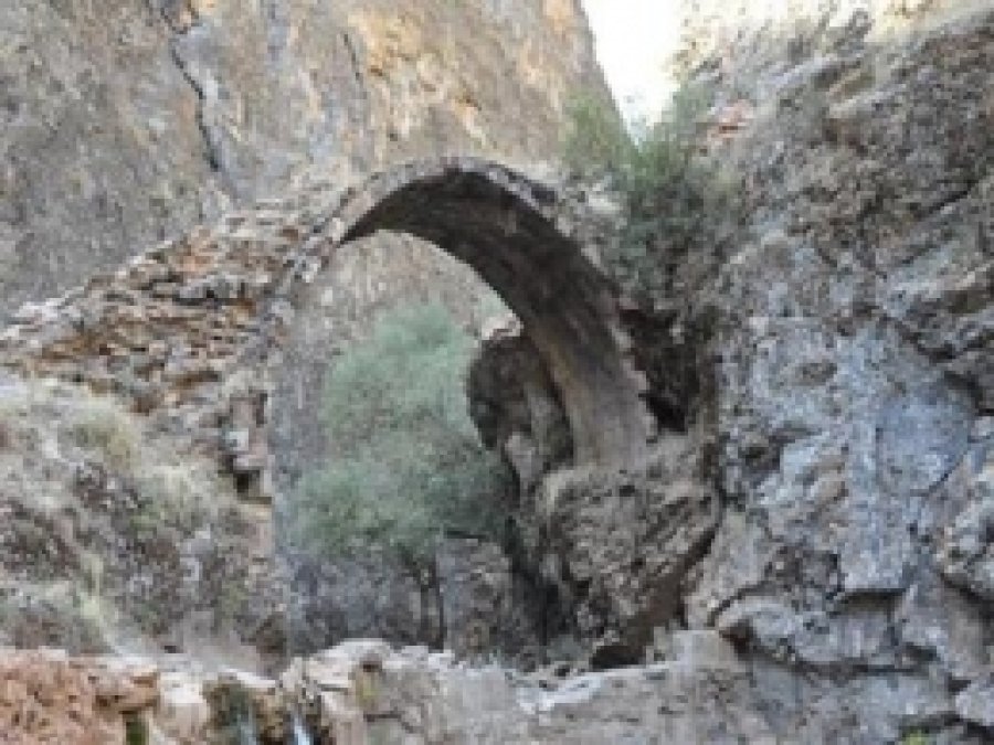 3 Bin Yıllık Antik Yerleşim Alanı Tespit Edildi 
