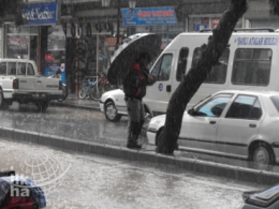 Şanlıurfa'da Yağmur Geliyor Sıcaklar Düşüyor