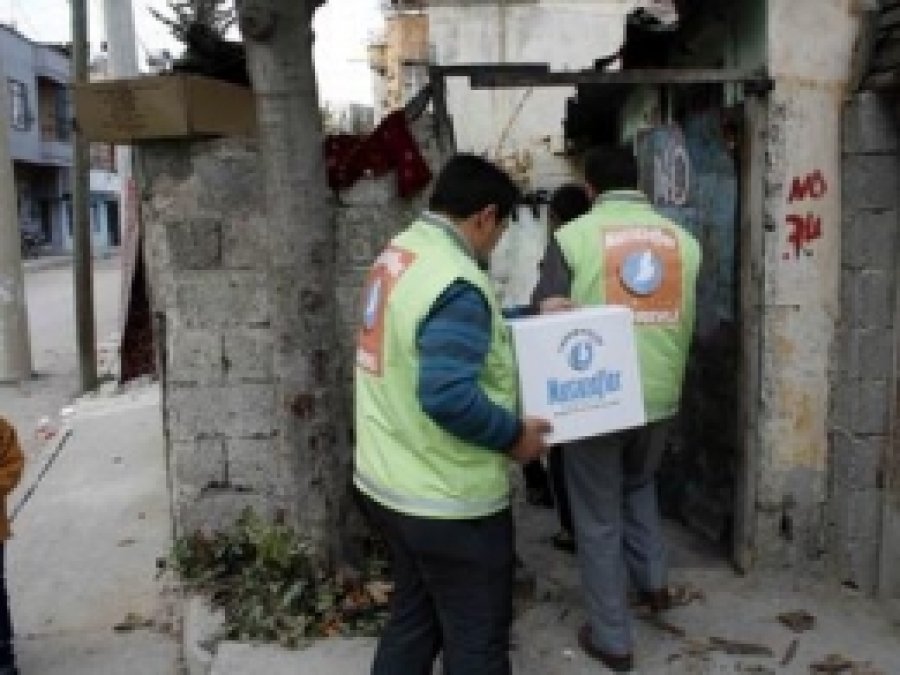 Mustazaflar Cemiyeti Mersin'de Yardımlara Devam Ediyor