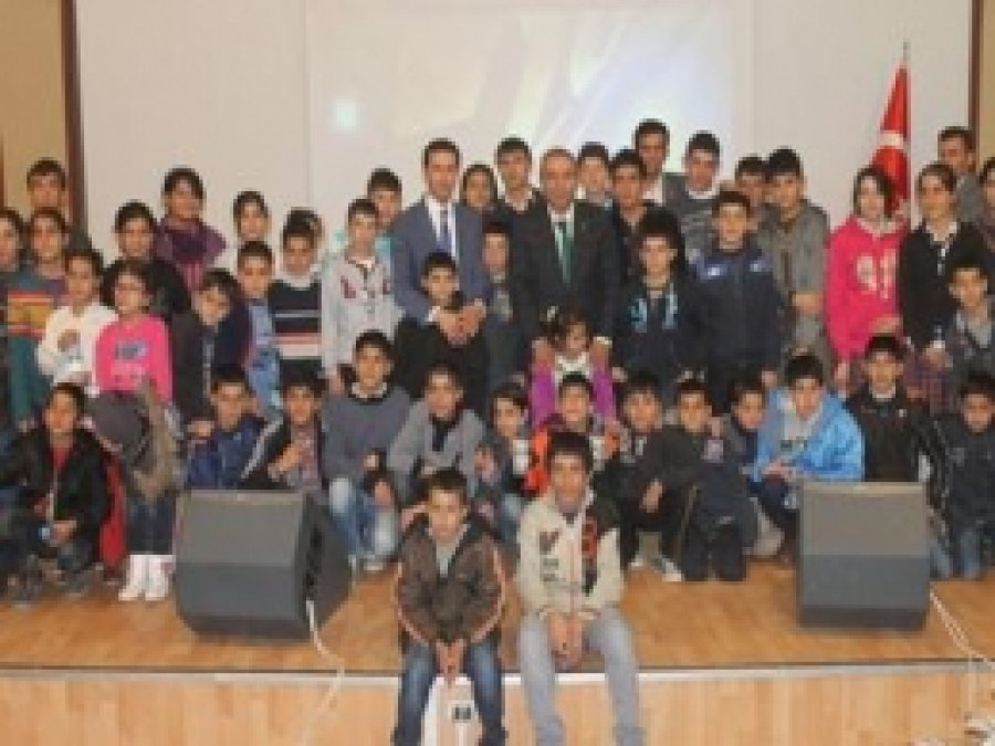YYÜ Engelli Öğrencileri Ağırladı
