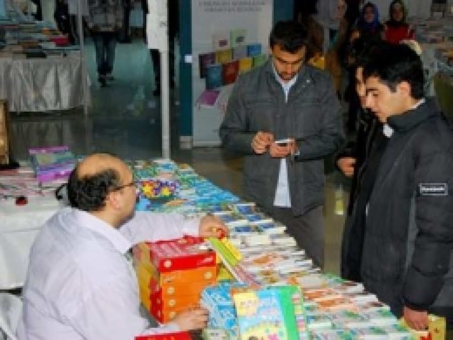 Konya Kitap Günleri Yoğun İlgi Görüyor