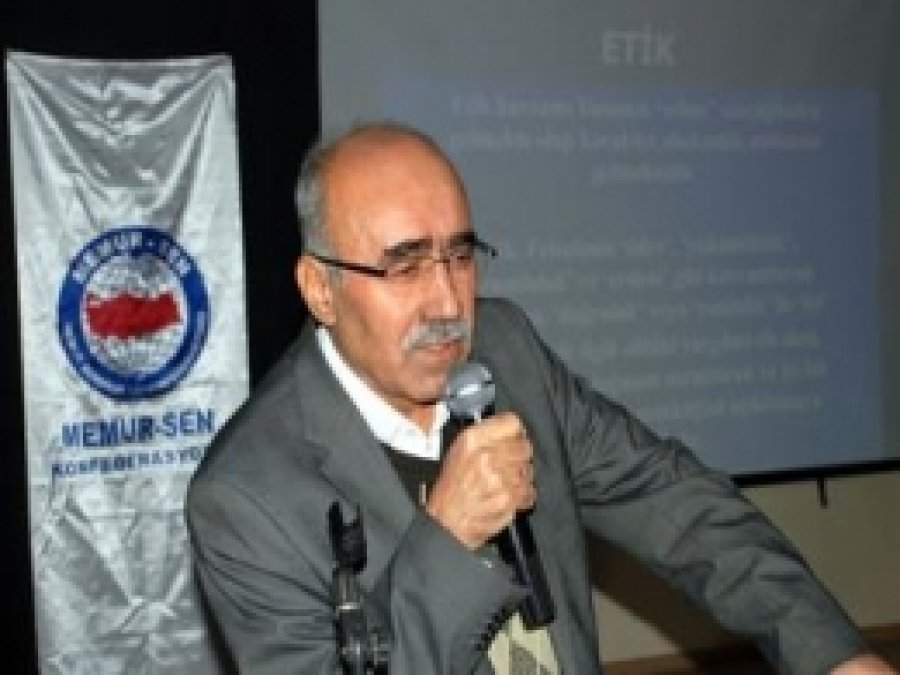 Midyat'ta 'Etik' Konulu Konferans Yapıldı