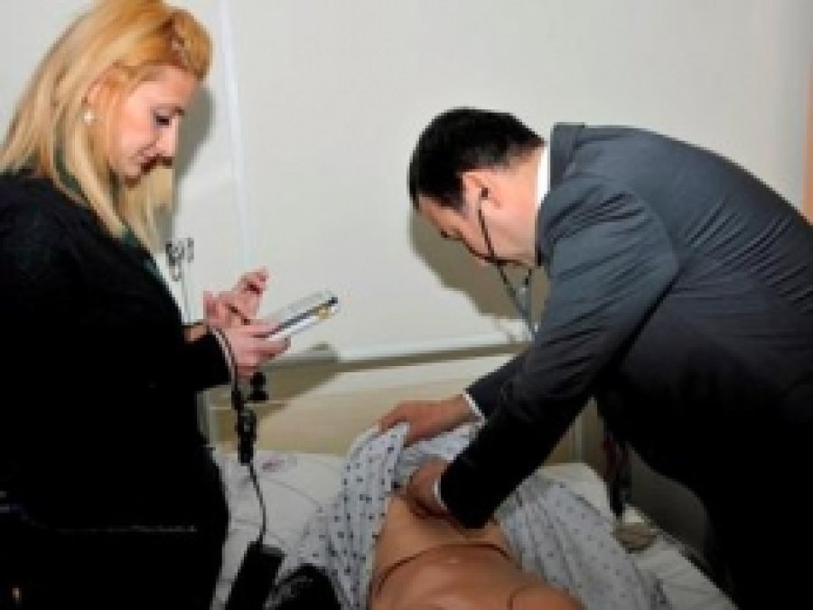 Türkiye'nin Hasta Bakım Similatörüne Sahip İlk MYO'su
