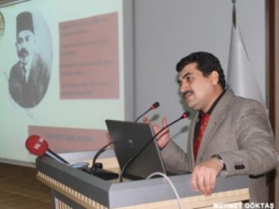 "Mehmet Akif Yanlış Tanıtıldı"