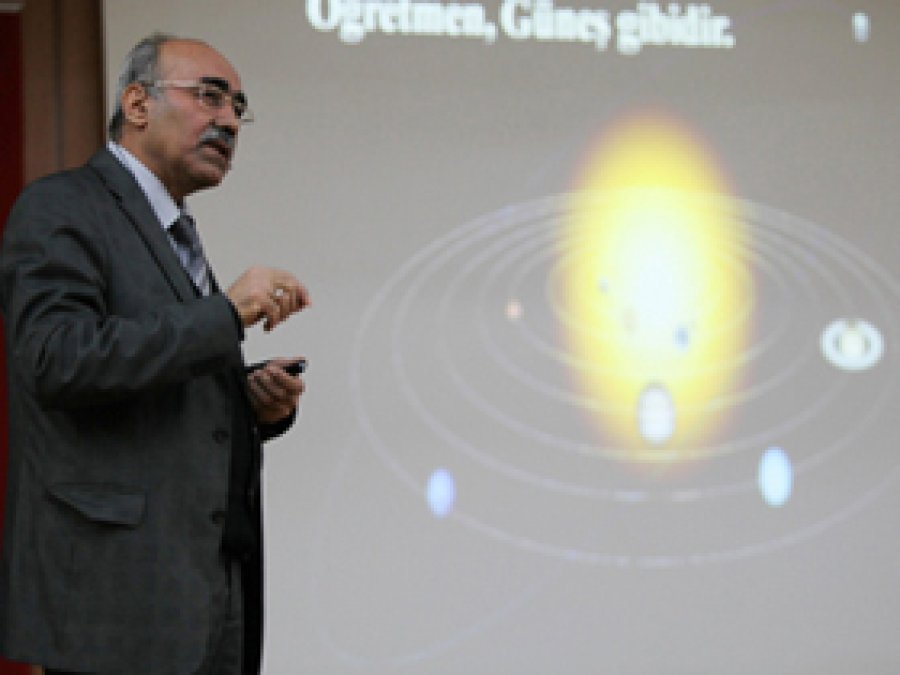 'Eğitimin İnşasında Eğitimcinin Rolü ve Etkisi'