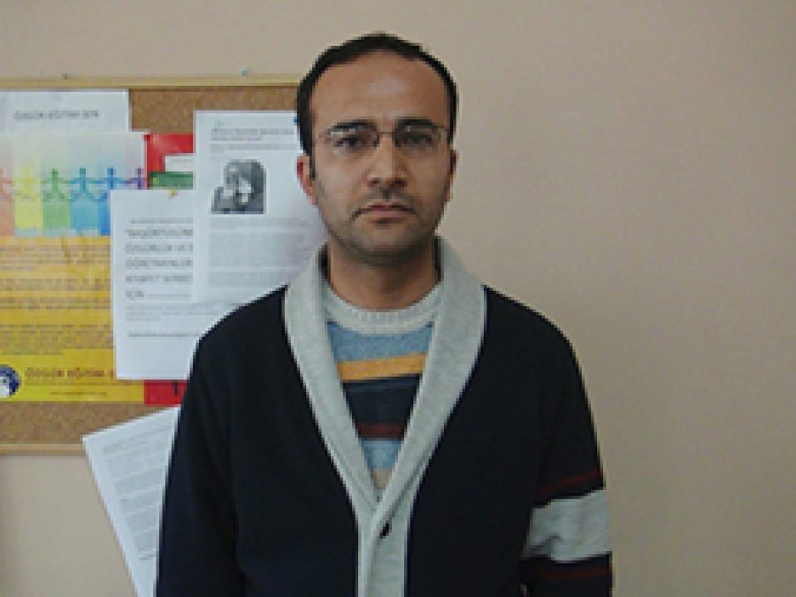 'Anadil Allah Tarafından İnsanlara Verilmiş Bir Haktır'