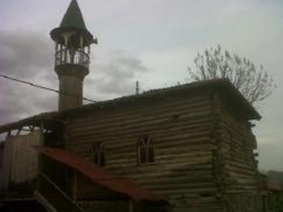 85 Yıllık Ahşap Cami Yeniden İskilipte