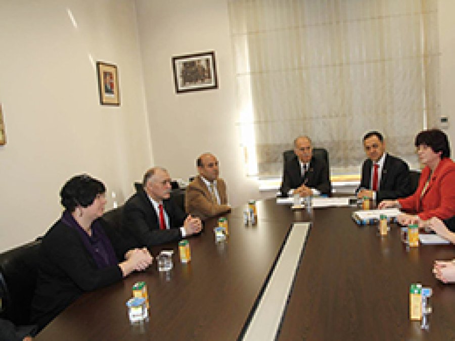 Polonyalı Eğitimcilerden Bursa Valisine Ziyaret