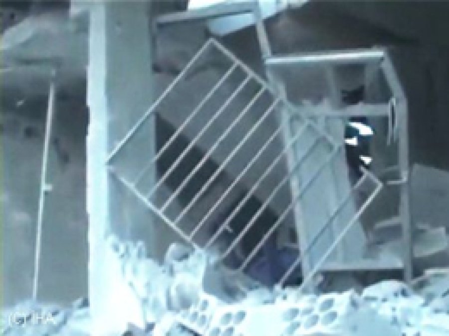 İdlib'te Sahra Hastanesi Bombalandı