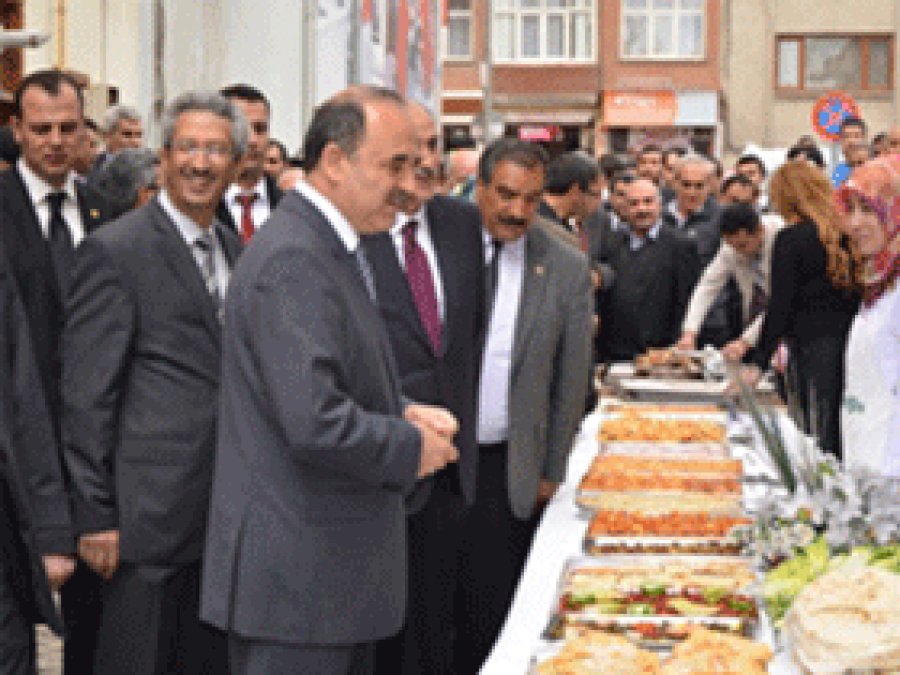 Elazığ yöresel yemek sergisi