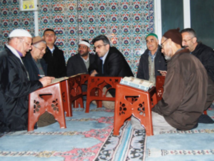 Azimle Kur'ân'ı Öğrendiler