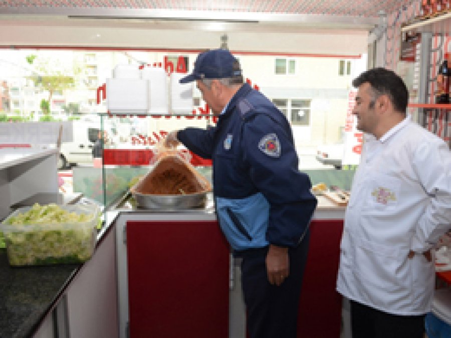 Çiğköfteciler Denetlendi