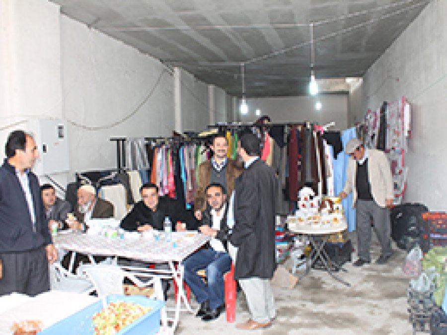 Van Dost Kapısı Derneği'nden Kermes