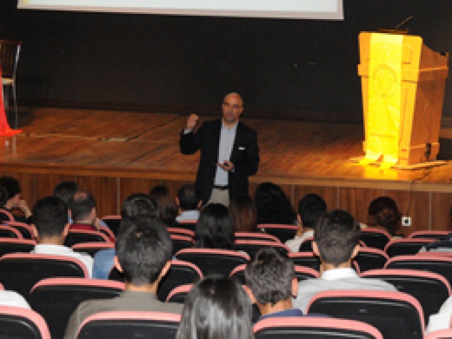 DÜ'de 'Bir Yaşam Tarzı Olarak Girişimcilik' Semineri
