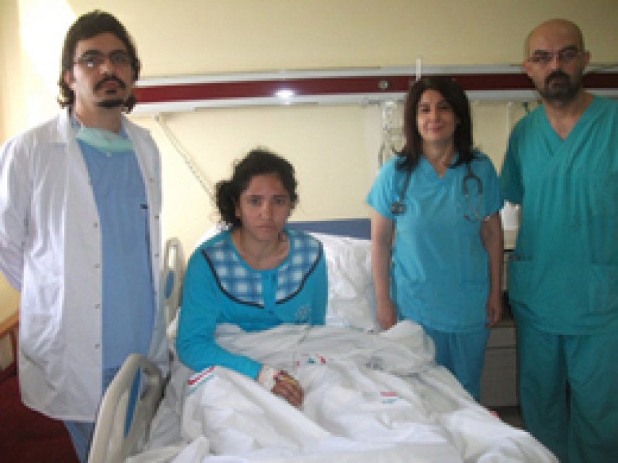 Bölgenin İlk Uyanık Beyin Ameliyatı DEAH'ta Yapıldı