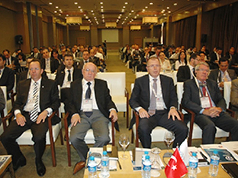 Çin Otomotiv Pazarı 150 Milyar Euro'luk