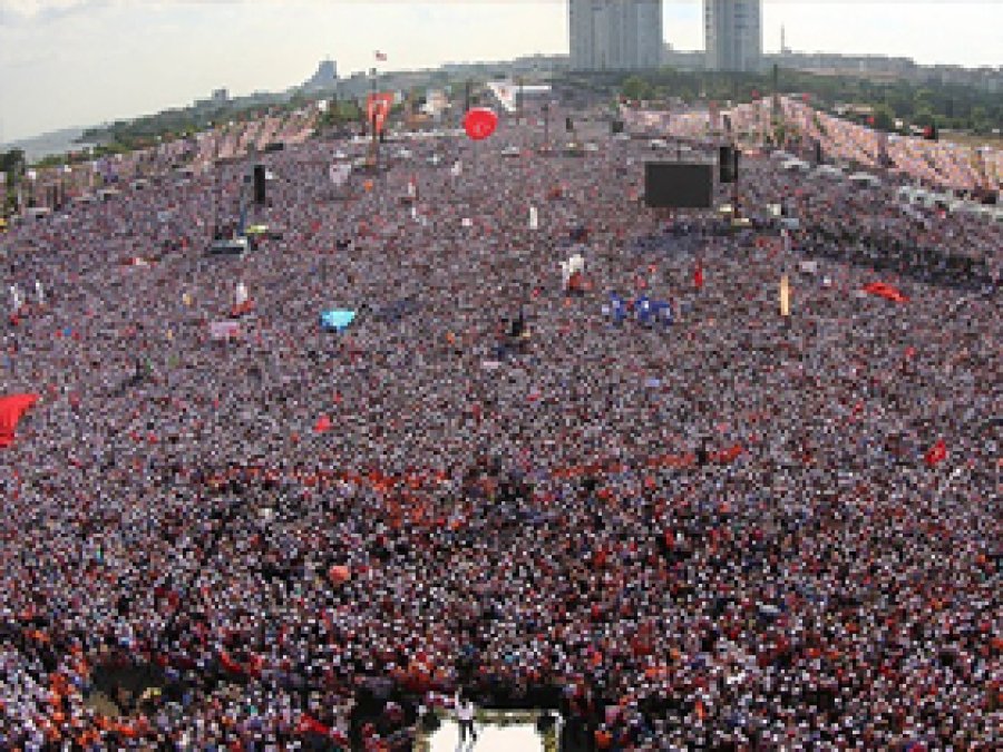 1 Milyondan Fazla Kişi Kazlıçeşme'de