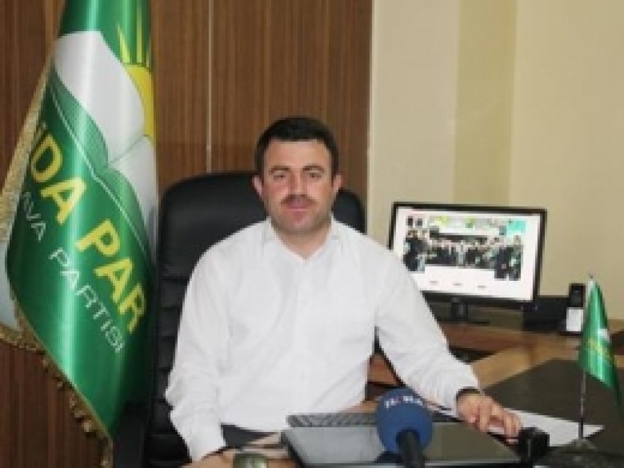 Hüda Par: Muhammed Mursi'yi Destekliyoruz