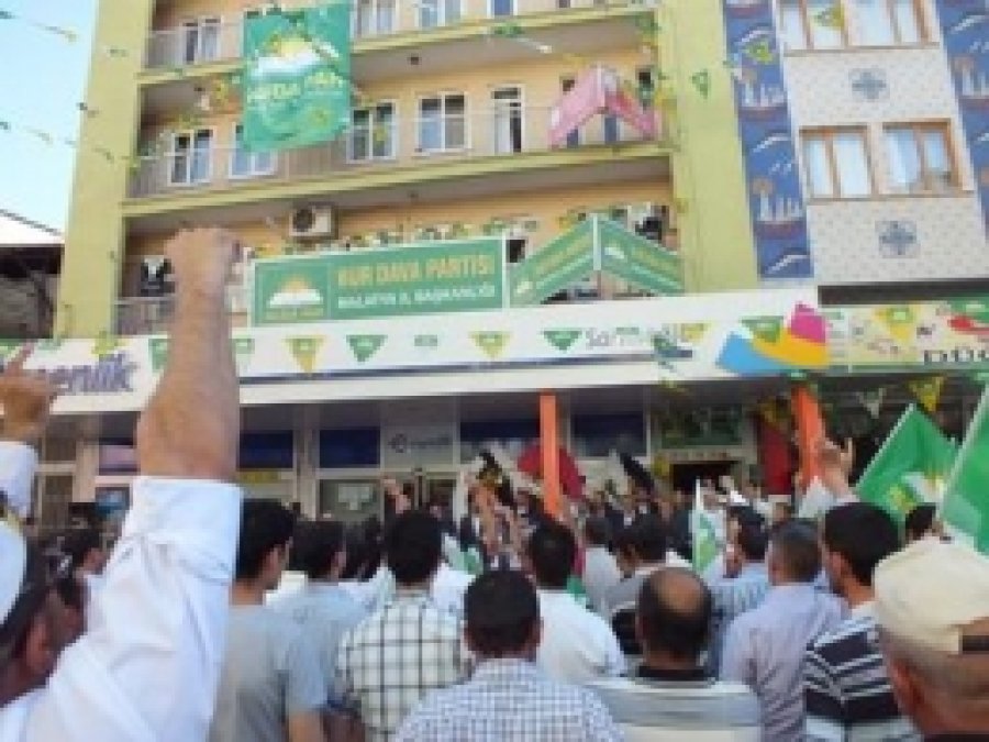 Hür Dava Partisi'nden Malatya'da Coşkulu Açılış