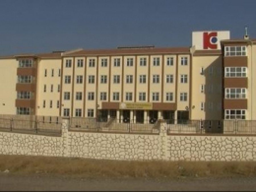 Mayından Temizlenen Arazide Okul Yapıldı