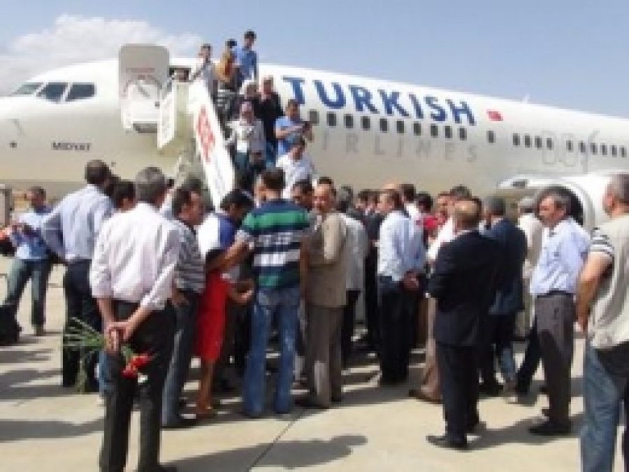 'Bingöl'e Uçak Seferleri Artırılsın'