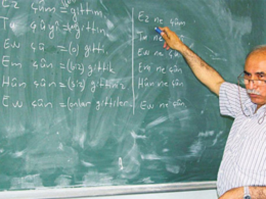Kürtçe Öğretmenleri Sözleşmeli Olarak İşe Başlayacak