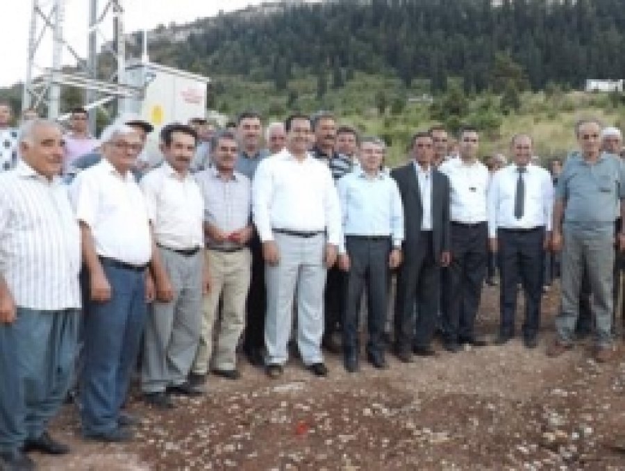Mersin'li Köylülerin Elektrik Sevinci